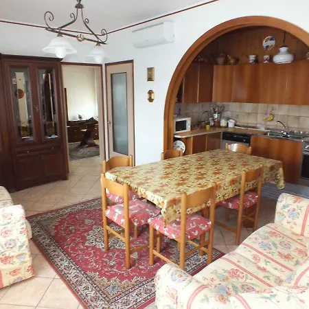 Ferienhaus La Casa Di Lisa A 20 Km Dal Mare